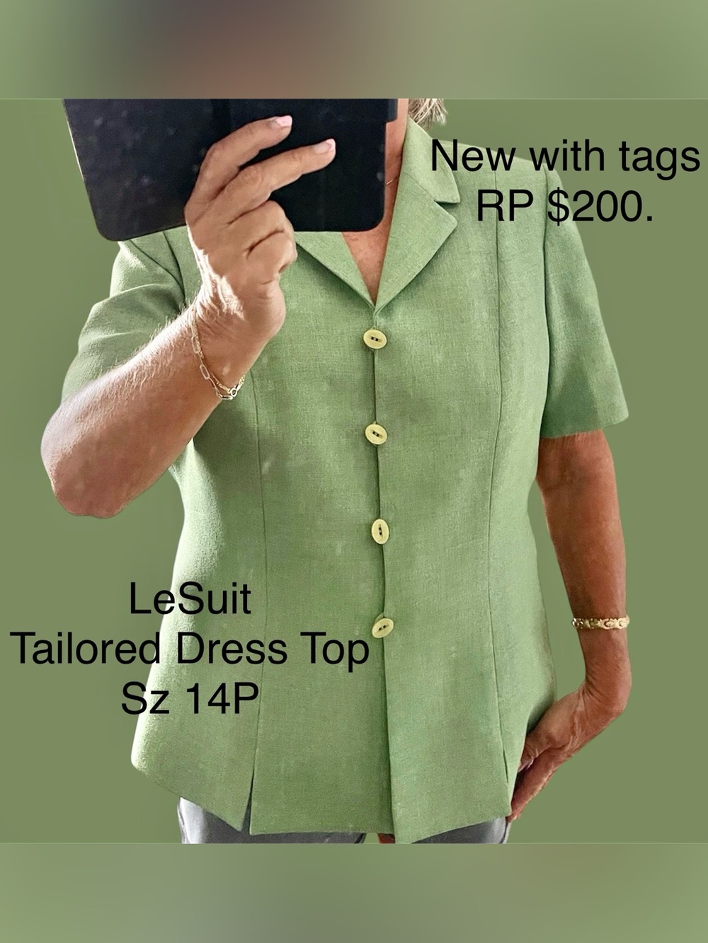 Le Suit RP$200. NWT Tailored Dress-Top in Celery Green Short Sleeved/Collard